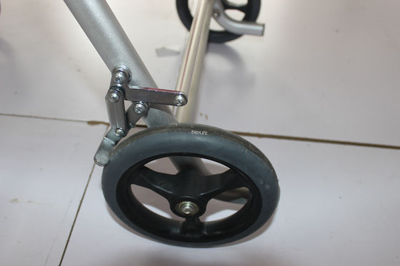 Xe lăn tay siêu nhẹ, có thể gập xách cho người cao tuổi để đi du lịch với xe tay