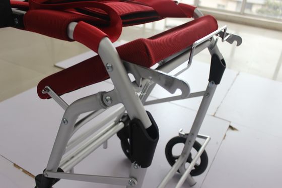 Hợp kim nhôm 120kg Gấp lại Xe lăn điện có động cơ có thể gập lại Trọng lượng nhẹ GB2626