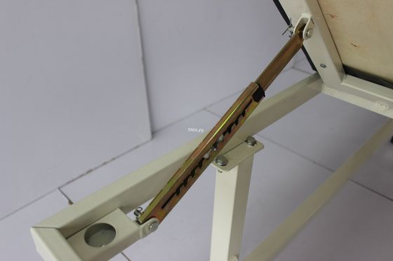 Hợp kim nhôm Giường kiểm tra Gynae y tế Nâng bằng tay